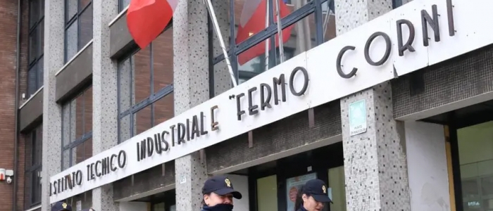 Modena, docente viene insultato dagli studenti e ha un malore