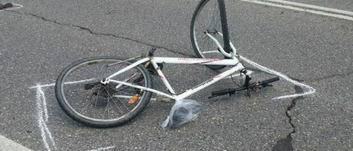 Pavia, donna al volante uccide giovane in bici. Poi fugge e va al lavoro