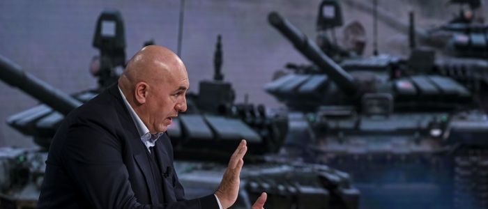 Nuovi tank a Kiev, Crosetto: “Rischio terza guerra mondiale”