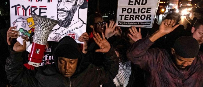 Usa, agenti sotto accusa per l’uccisione di un afroamericano