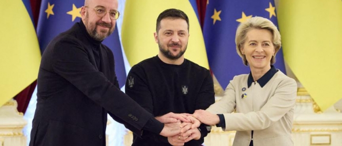 Zelensky accolto a Bruxelles: “L’Ucraina appartiene alla famiglia europea”