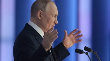 Putin: “La colpa della guerra è dell’Occidente”