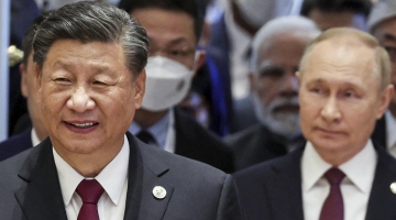 Mosca, in arrivo al Cremlino il presidente cinese Xi Jinping