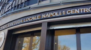 Asl Napoli 1, sospesi dal lavoro 33 “furbetti del cartellino”