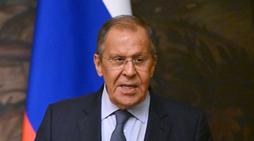 Mosca, Lavrov: “Negoziati solo se si rispettano interessi Russia”