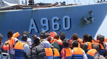 Italia, stop soccorso migranti. Onu: “Rispettare diritti”