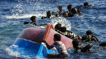 Lampedusa, affondata imbarcazione di migranti. Un morto e 20 dispersi