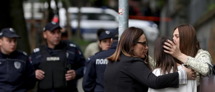 Belgrado, sparatoria in una scuola: 9 morti e almeno 7 feriti