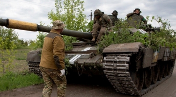 Ucraina, esercito di Kiev libera 16 km della città di Bakhmut