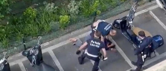 Milano, denunciati per tortura gli agenti che hanno aggredito la trans