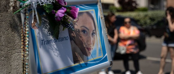 Sant’Antimo, in centinaia alla fiaccolata per Giulia Tramontano