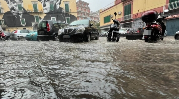 Maltempo, allerta meteo in 12 Regioni italiane