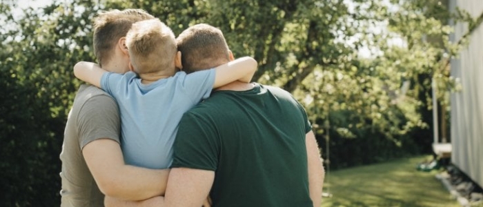 Milano, annullato atto di nascita di un bimbo figlio di due gay