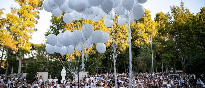 Roma, in migliaia alla fiaccolata in memoria del piccolo Manuel