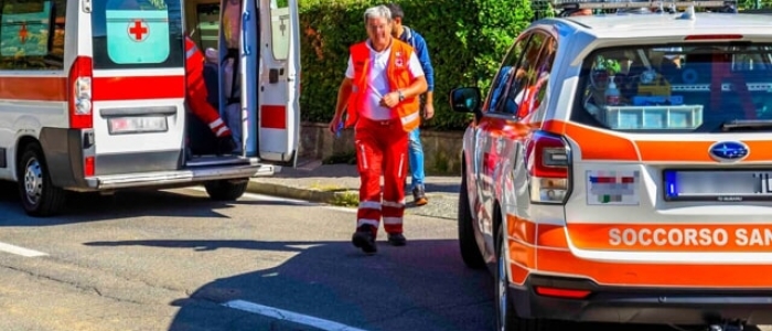 Lodi, operaio stradale di 44 anni muore stroncato dal forte caldo