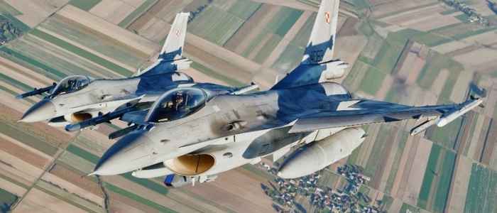 F-16 all’Ucraina, Lavrov: “Minaccia nucleare per la Russia”