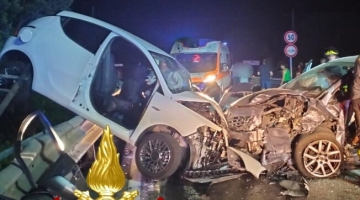 Sassari, turiste laziali muoiono in un brutto incidente stradale