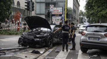 Milano, morto il diciottenne canadese travolto da un’auto in centro