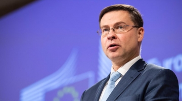 Dombrovskis: “Economia europea in fase critica per la guerra”