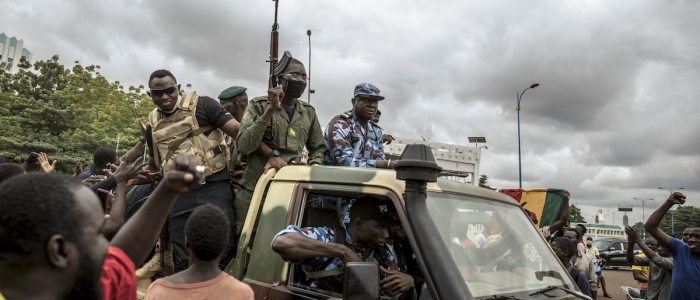 Mali, attacchi terroristici di Al Qaeda: morti 49 civili e 15 soldati
