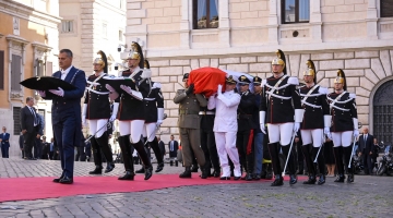 Funerali Napolitano, per la prima volta cerimonia alla Camera