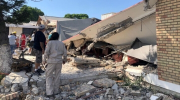 Messico, crolla il tetto di una chiesa. Morti e decine di feriti