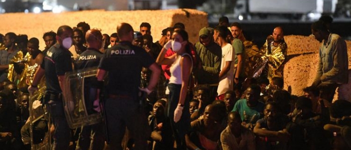 Lampedusa, 347 nuovi migranti sbarcate durante la notte