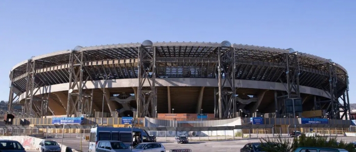 Napoli, muore tentando di scavalcare gli spalti al Maradona