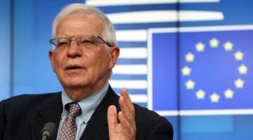 Ucraina, Borrell: “Ue deve sostenere Kiev anche al posto degli Usa”