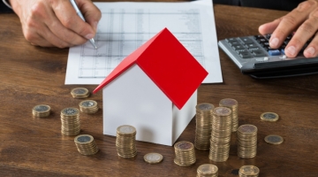 Mutui e prestiti, ancora in aumento i tassi di interesse medi