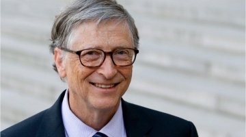 Bill Gates, con l’AI si potrà ridurre la settimana di lavoro a tre giorni