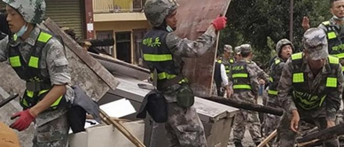Cina, terremoto di magnitudo 6.2. Oltre 100 morti e 500 feriti