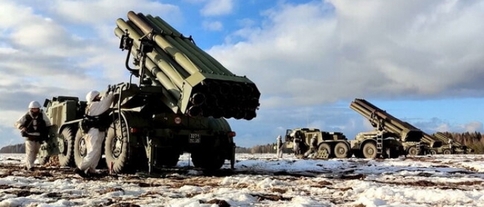 Russia dispiega forze militari al confine con Norvegia e Finlandia