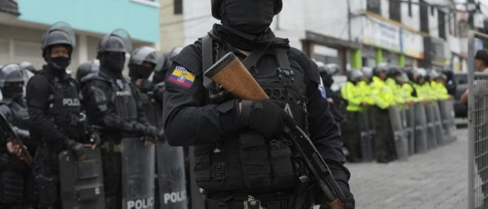 Ecuador, uccisi cinque terroristi dalle forze armate nazionali