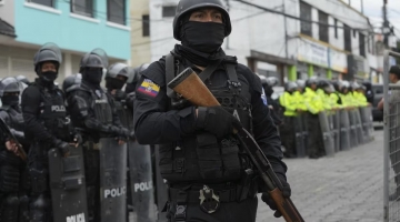 Ecuador, uccisi cinque terroristi dalle forze armate nazionali