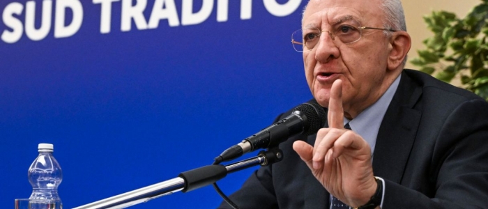 De Luca condannato dalla Corte dei Conti per nomina illegittima dei segretari