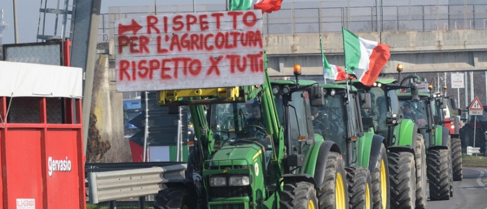 Roma, in arrivo oggi 250 trattori per la protesta degli agricoltori