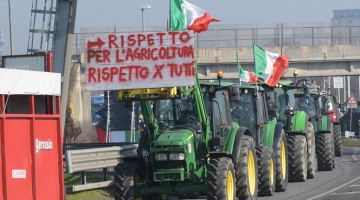 Roma, in arrivo oggi 250 trattori per la protesta degli agricoltori