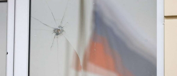 Guerra in Ucraina, Mosca: "Francia si prepara a inviare 2mila soldati a Kiev" | Parigi smentisce: "Fake news irresponsabili"