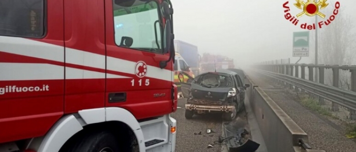Piacenza, incidente su A1: due morti e un ferito grave