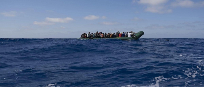 Notte di sbarchi a Lampedusa, giunti 7 barchini con 333 migranti