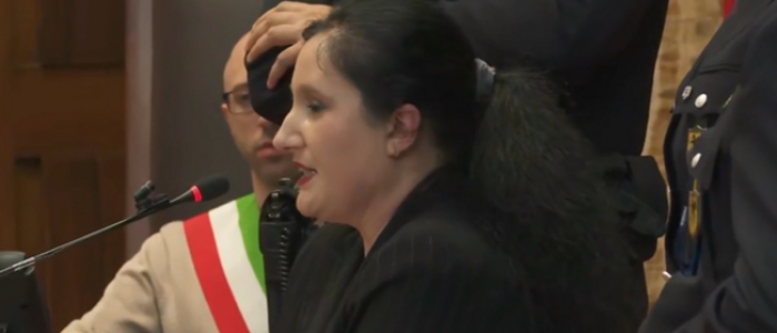 Alessia Pifferi: "Non sono un'assassina, ergastolo è stato perdere Diana" | La sorella: "Solo bugie"
