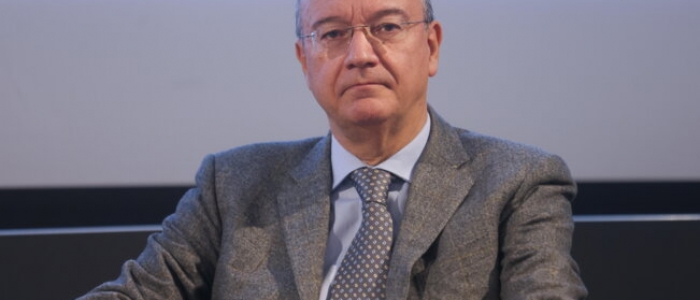 Valditara: "Le scuole non potranno più chiudere durante le festività non riconosciute"