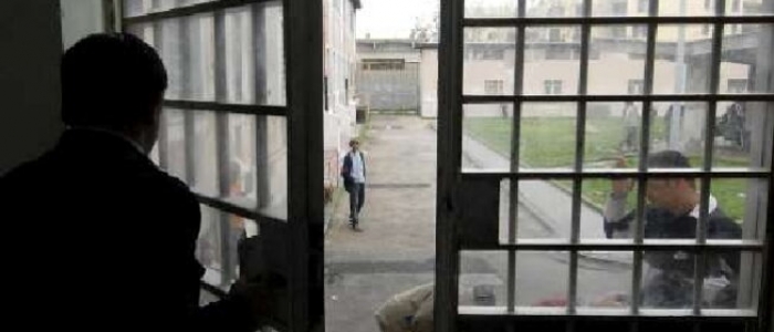 Torino, agente della polizia penitenziaria sottoposto a test dell'omosessualità: ministero della Giustizia condannato