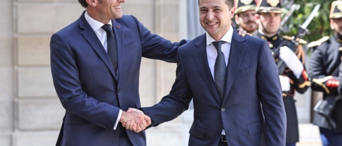 Tajani: "Non manderemo soldati in Ucraina" | Mosca: "Parole di Macron e Cameron pericolose, si rischia escalation diretta con l'Europa”