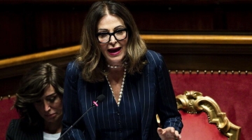 Daniela Santanchè, la Procura di Milano chiede il rinvio a giudizio del ministro per presunta truffa all'Inps