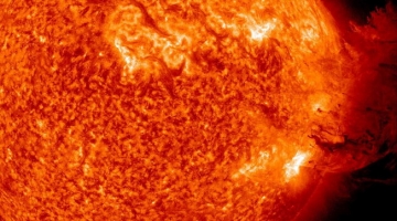 Allarme tempesta solare "severa", potrebbe colpire la Terra nel weekend