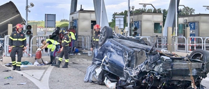 Maxi incidente sulla A12, il casellante di Rosignano: "Ho visto quell'auto piombare all'improvviso"