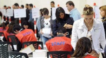 Roma, al concorso pubblico... con il sosia: 17 candidati indagati