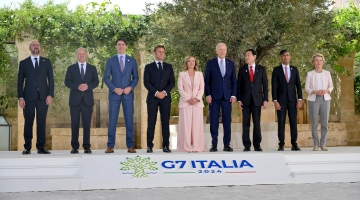 Cina contro il G7: "Comunicato finale pieno di arroganza e bugie"